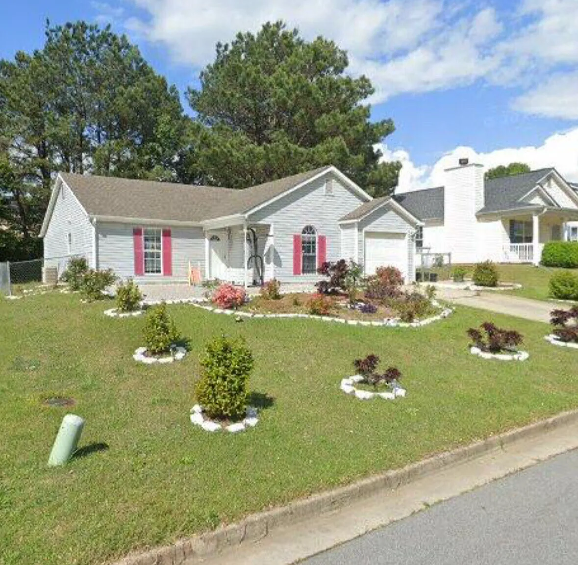 3 bed, 2.0 bath, 1315 sqft, $1,500 — Photo 1