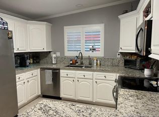 6307 S Ash Ln, Lantana, FL 33462