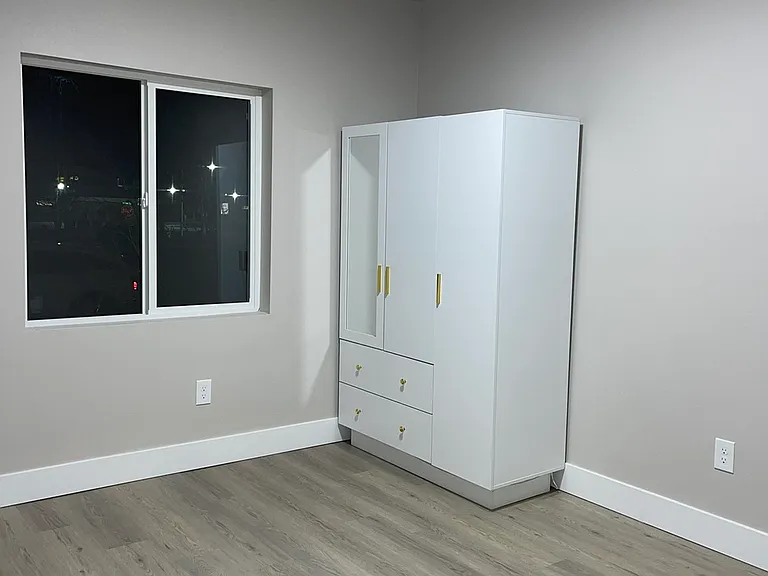 1180 Hunt St NE #3 — Photo 9