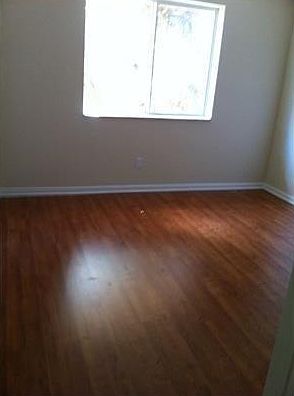 1st image of 806 NW 92nd Ave