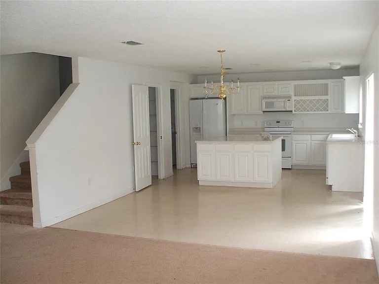 2872 Paynes Prairie Cir — Photo 8