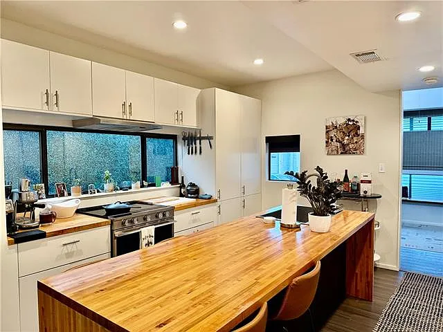 2849 Danneel St — Photo 6