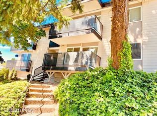 7919 35th Ave SW APT 103, Seattle, WA 98126