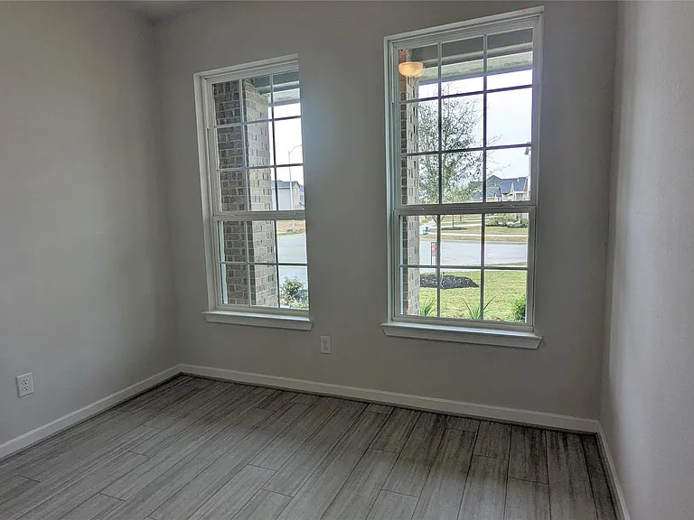 18606 Albany Bay Ln — Photo 7
