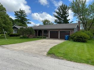 525 Tally St, Earlville, IL 60518