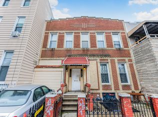 32 Arion Pl #2R, Brooklyn, NY 11206