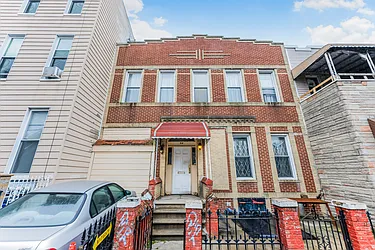 32 Arion Place