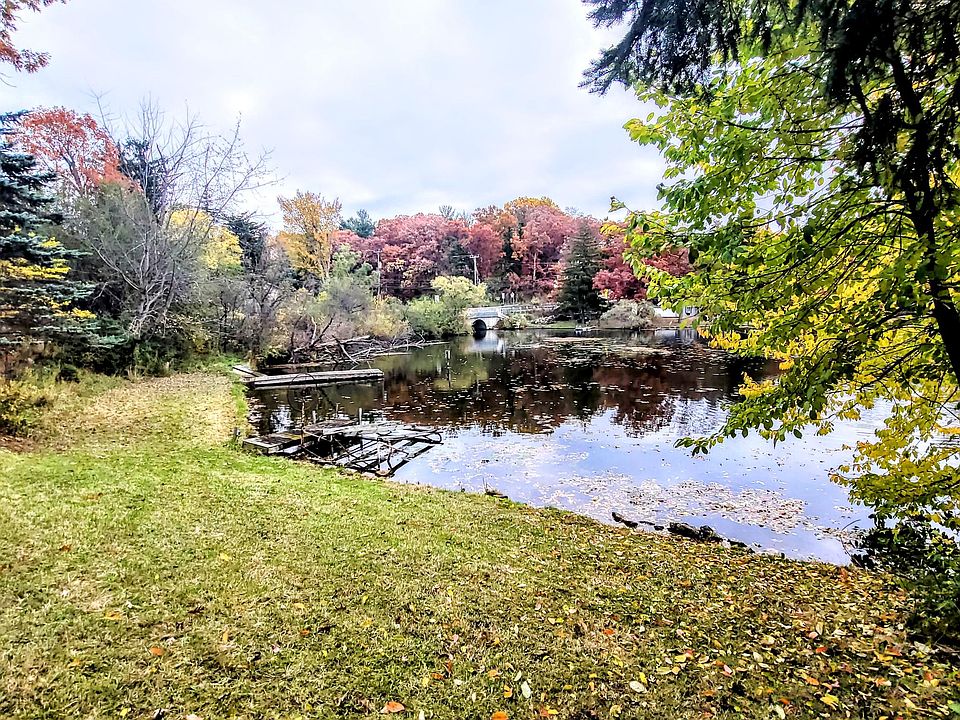 845 Indianwood Rd, Lake Orion, MI 48362 Zillow