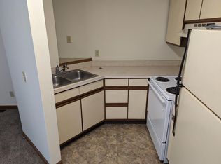 905 Tyler St APT 6, Walkerton, IN 46574