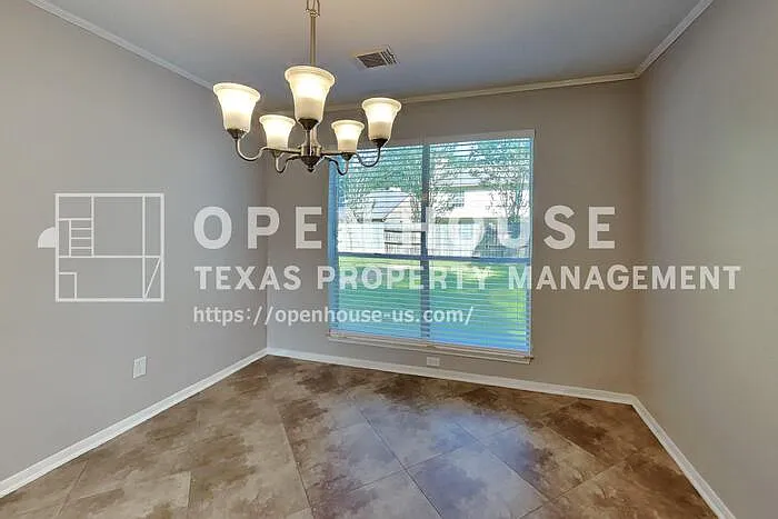 9322 Wandsworth Dr — Photo 9