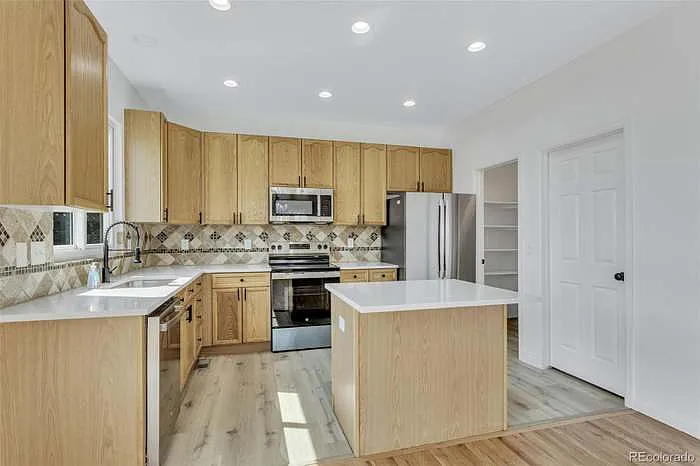 106 Blue Stem St — Photo 11