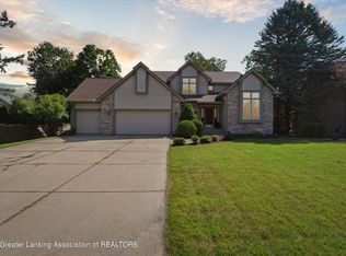 2412 Cheltingham Blvd, Lansing, MI 48917