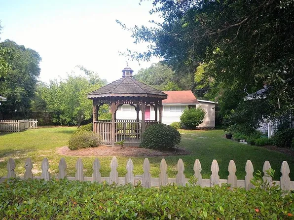 229 Plymouth Ave APT 2, Charleston, SC 29412