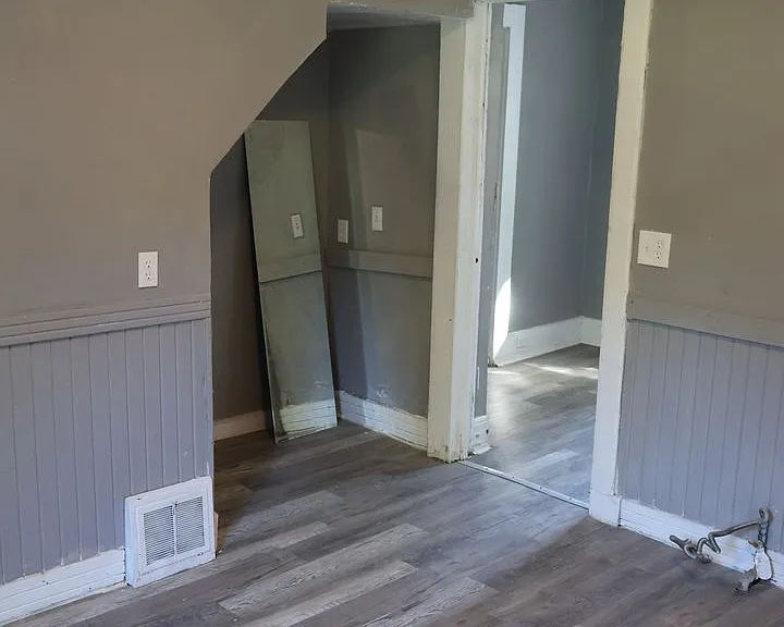 6812 Whitney Ave — Photo 21