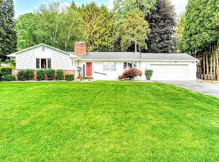 1885 Dublin Rd, Penfield, NY 14526