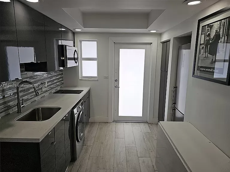 910 Jefferson Ave #5B — Photo 8