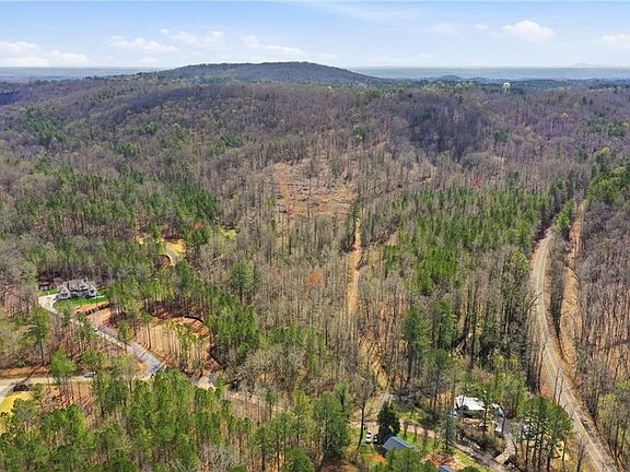 5th image of 250 Sardis Cir #114