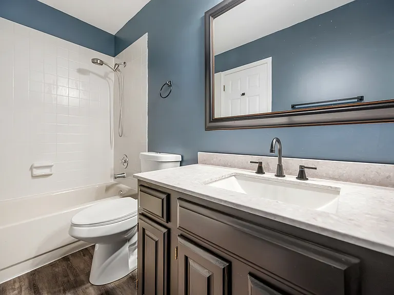 804 Spring Creek Ct — Photo 18