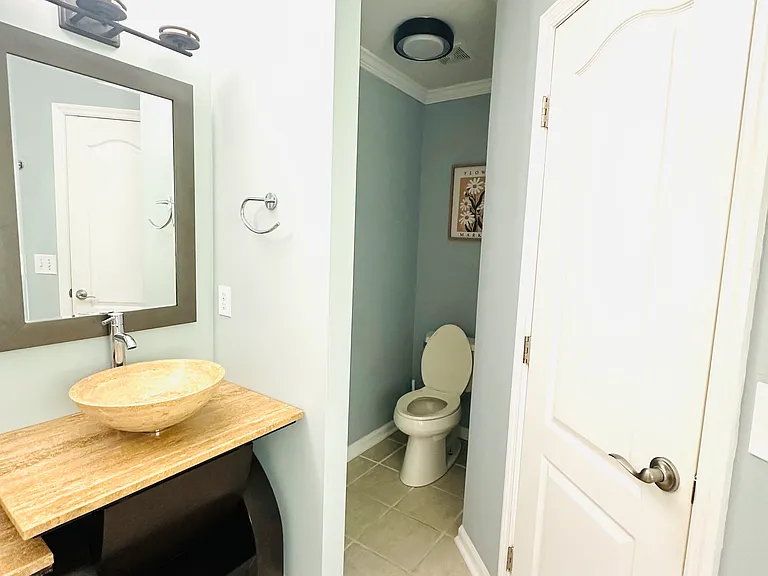 101 Foxwatch Cir — Photo 43