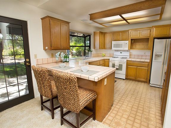 5th image of 24015 Del Amo Pl