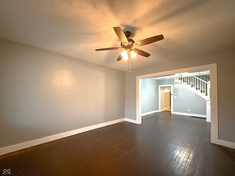 232 N Rural St — Photo 4