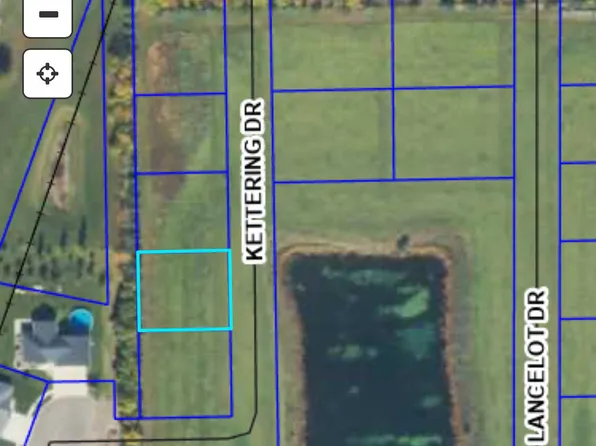 1409 Kettering Dr, Aberdeen, SD 57401
