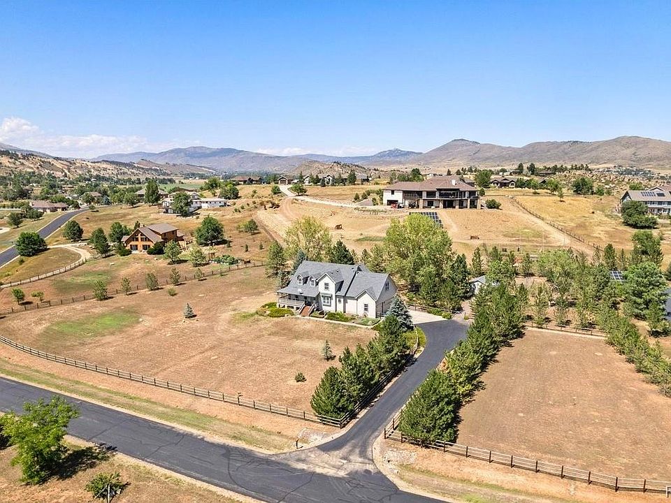1st image of 3244 Huckleberry Way