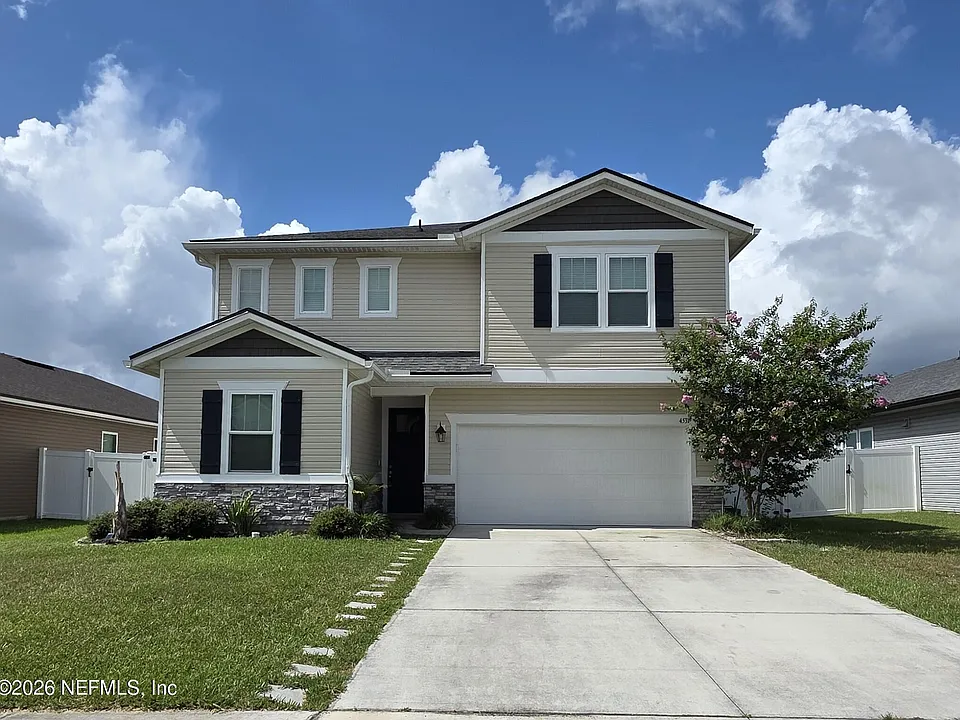 4537 Pine Ridge Pkwy