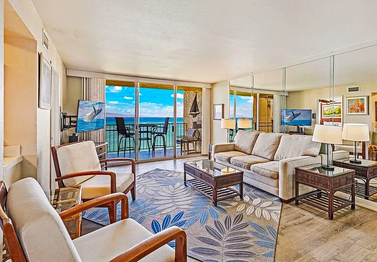 direct oceanfront Lanai view from Living Room and bedrooms