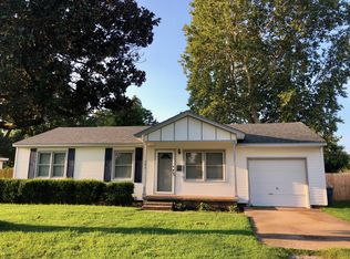 208 E Comanche St, Jenks, OK 74037