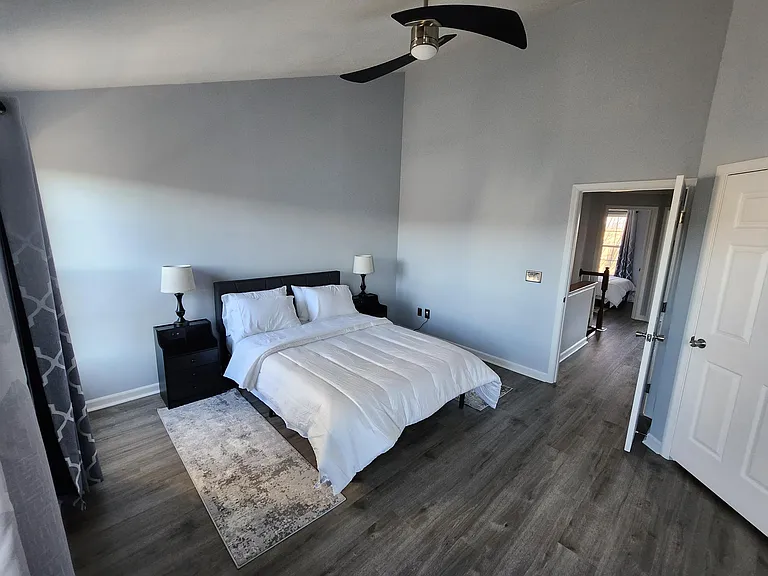 2068 Lockwood Dr — Photo 23