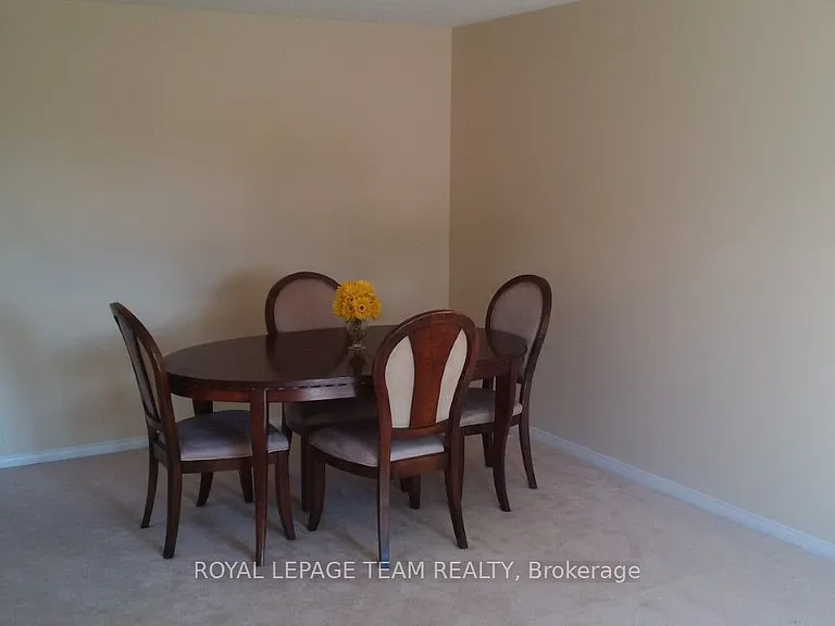 2211 Esprit Dr — Photo 5