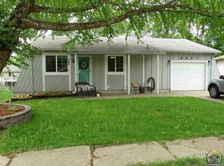3837 SW Cambridge Ter, Topeka, KS 66610