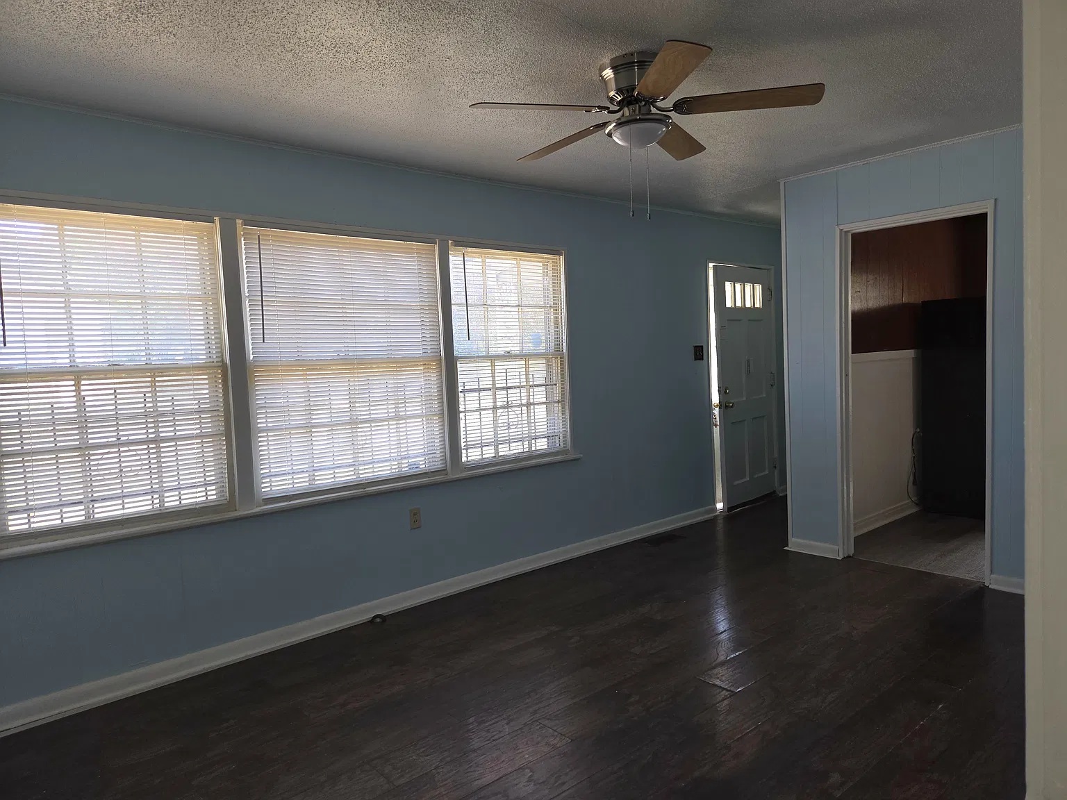 2 bed, 750 sqft, $850 — Photo 3