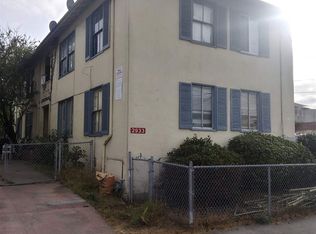 2933 Stanton St, Berkeley, CA 94702