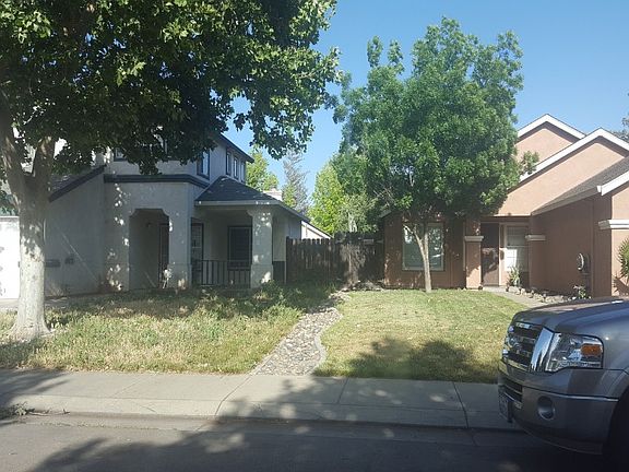 3rd image of 2316 Oak Hill St