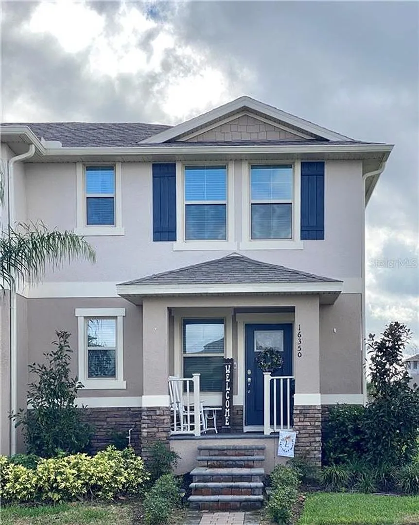 Awesome townhome in Resort Style Conmuunity — Photo 1