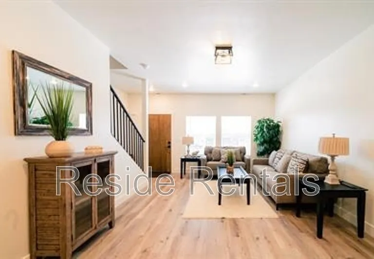 254 N Spring Creek Pkwy #4 — Photo 7