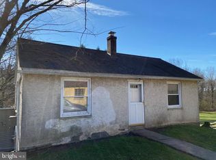 160 Wedgewood Ln, Leesport, PA 19533
