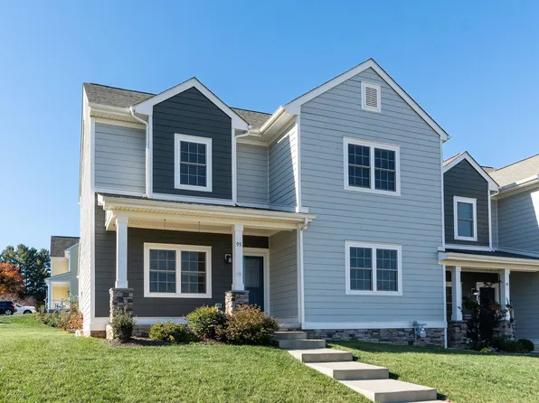95 Whispering Oaks Dr, Staunton, VA 24401
