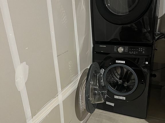 4th image of 6010 E Sussex Way