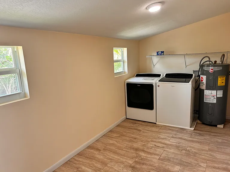 Seperate laundry room