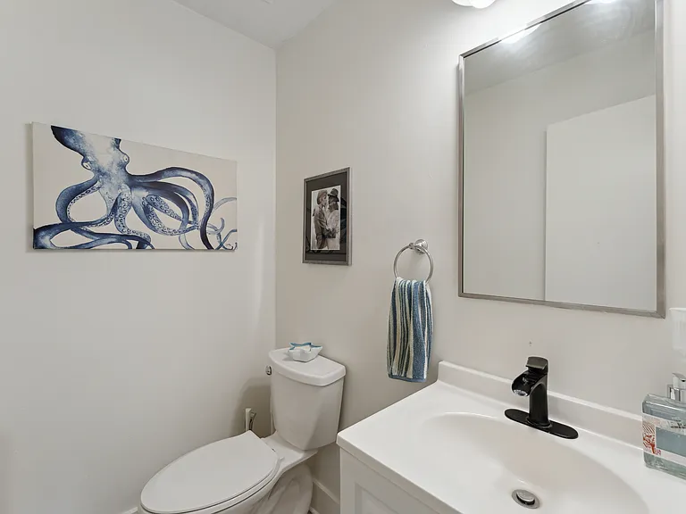 2600 Dogwood Ave #5 — Photo 8