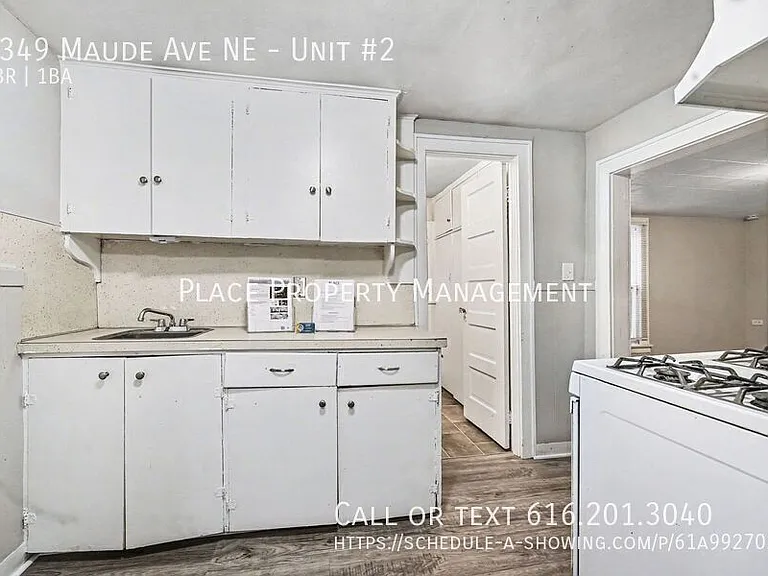 1349 Maude Ave NE #2 — Photo 11