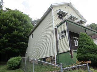 561 13th Ave, New Brighton, PA