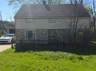 4258 Hickory Ln, Warrensville Heights, OH 44128