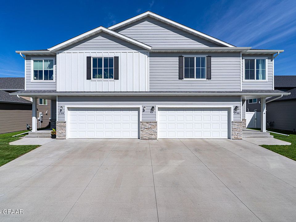 1st image of 1784 Tobi Ln