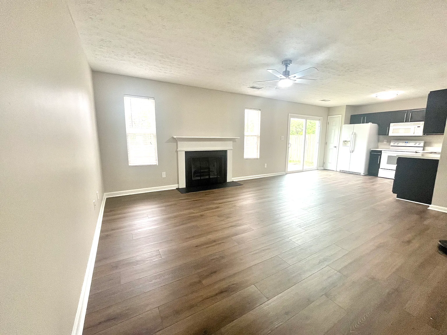 2045 Coriander Ln — Photo 3