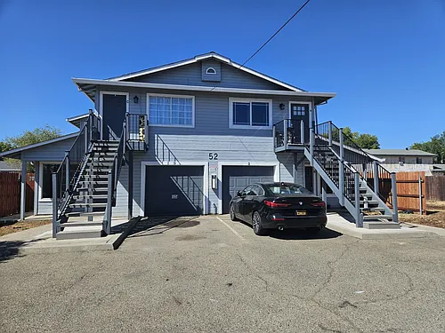 52 Nelson Ave Photo 1