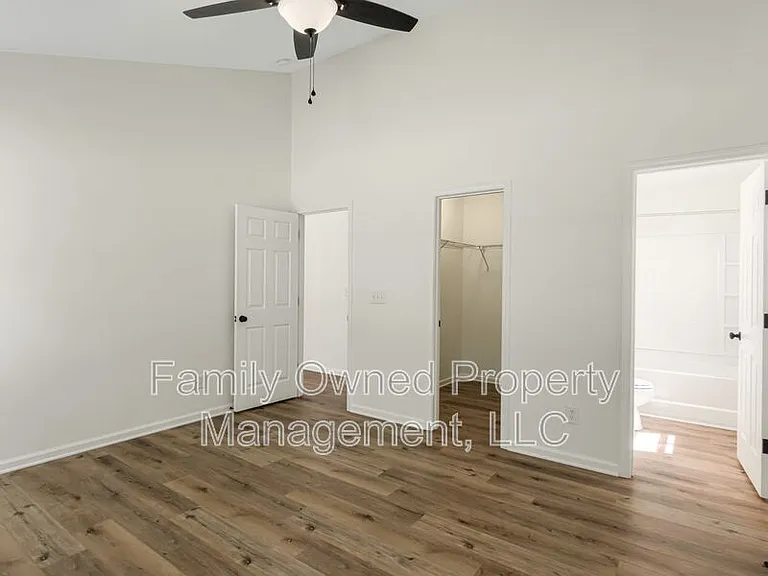5208 Copley Cir — Photo 25